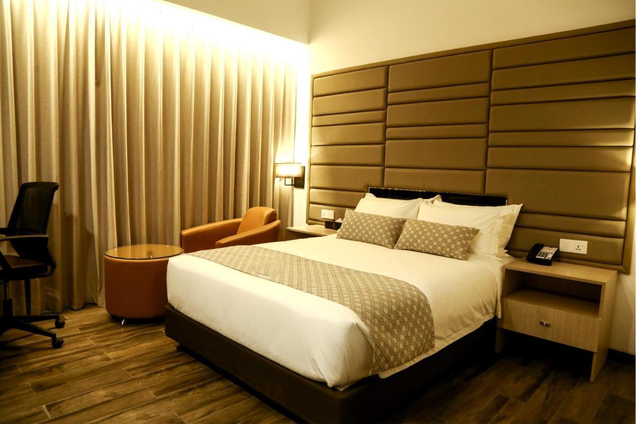 Best Western Sks Chattogram Chittagong Bagian luar foto